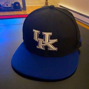 Kentucky wildcats 7 1/8